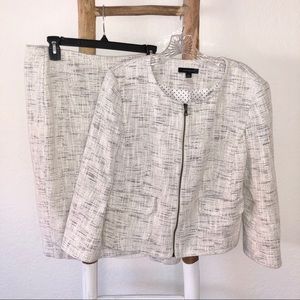 Ann Taylor Tweede Light Grey Skirt and Blazer Set